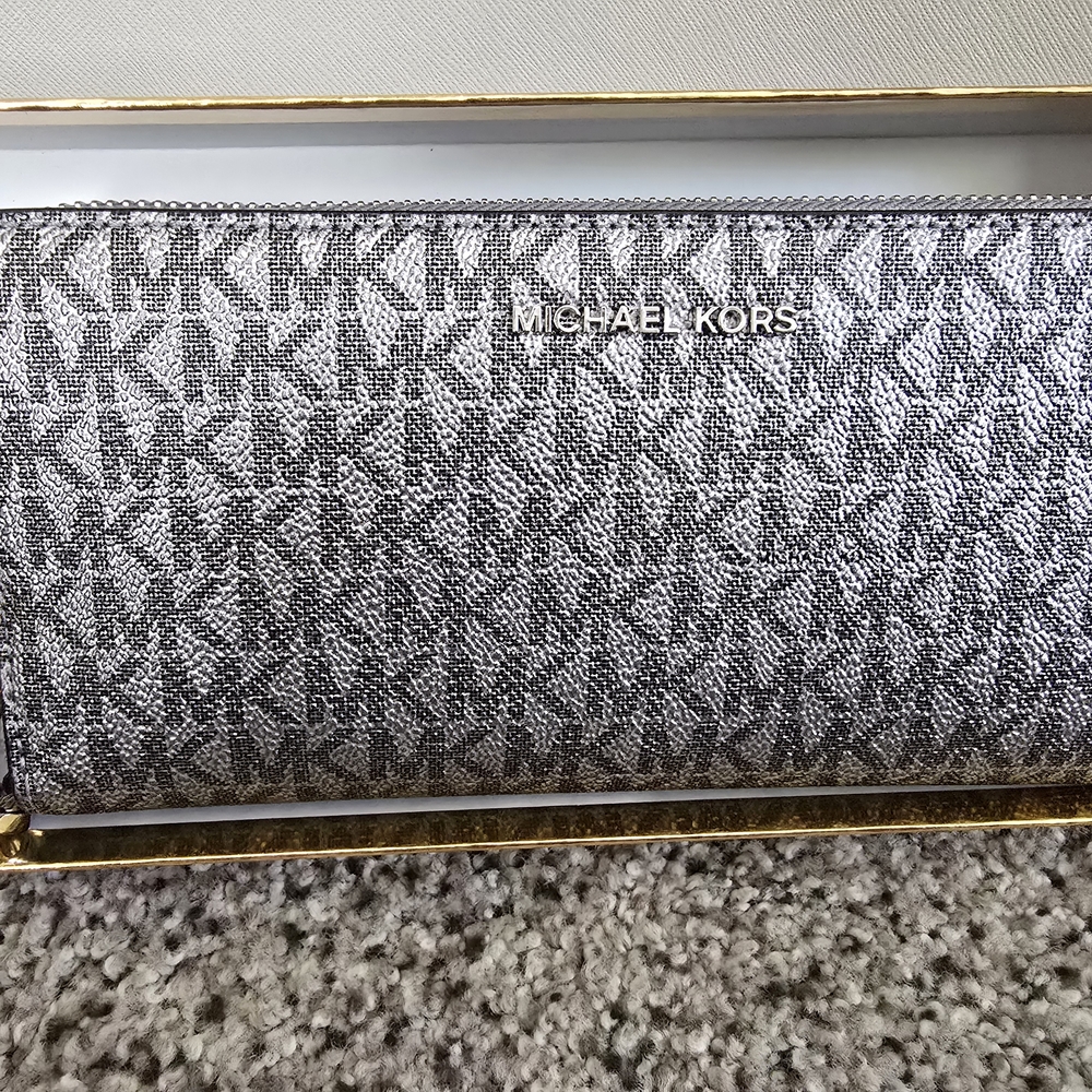 Michael Kors Metallic Silver Wallet